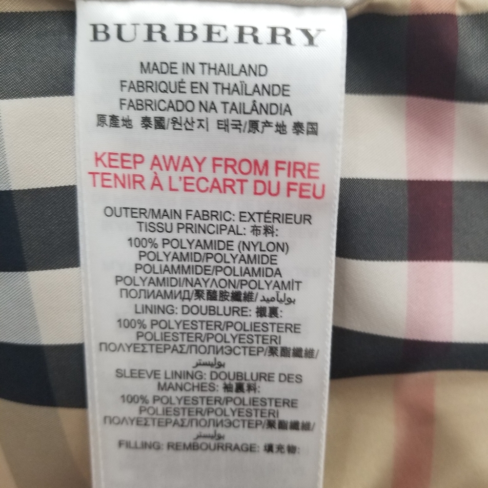 Burberry Puffy Jacket - Picture 5 of 6